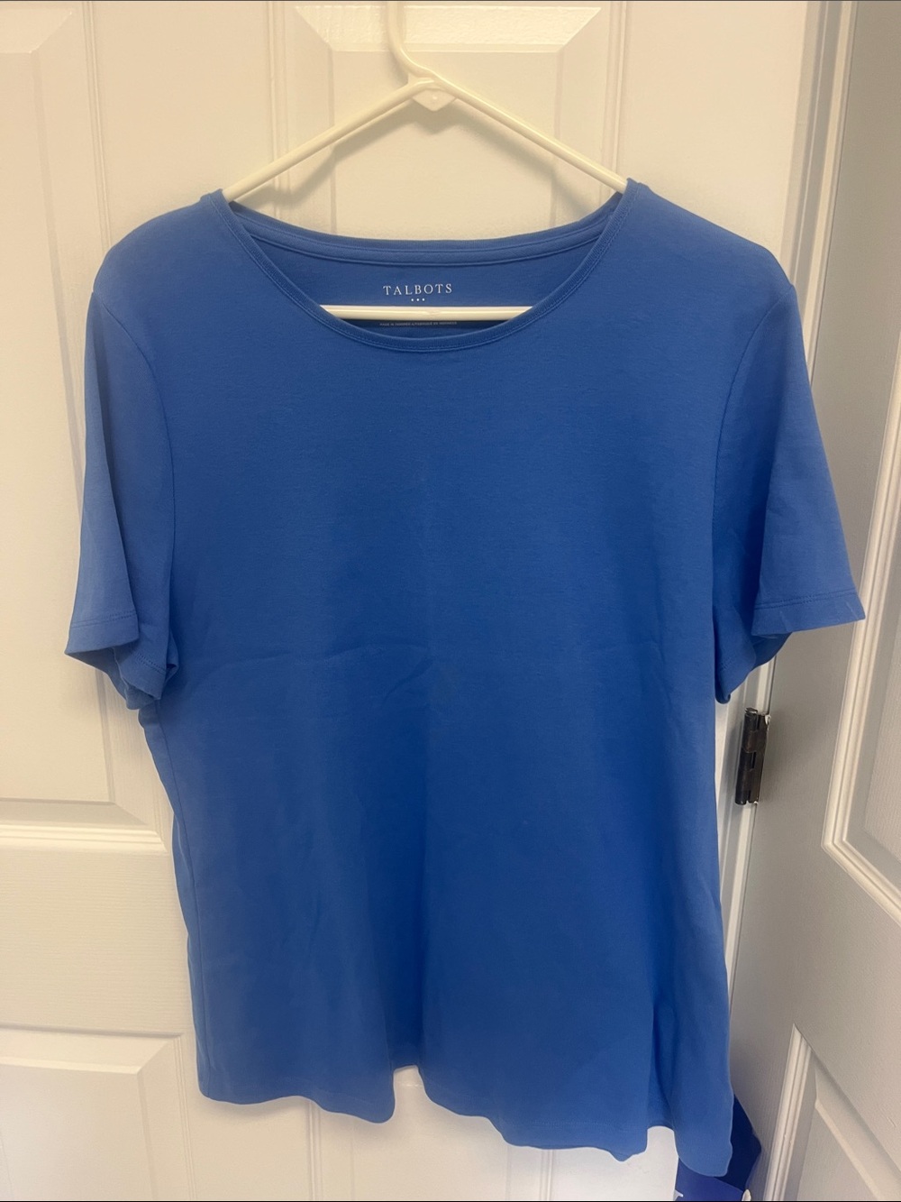 Talbots Short-Sleeve Tees in Orange and Blue - V-Neck & Crew Neck (bundle) - Picture 6 of 7
